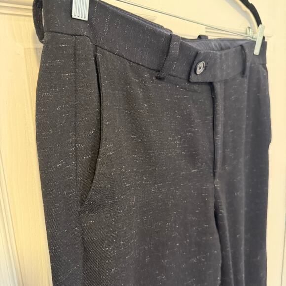 H&M Men’s 2 Piece 
Suit - Picture 11 of 15